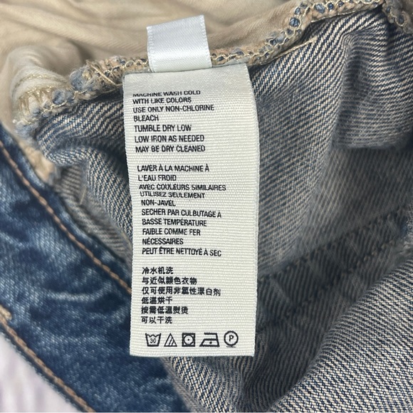 WE THE FREE destructed short blue denim shorts, size 26 - Picture 10 of 12